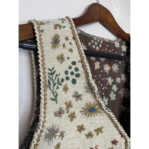 Tie Front Vest Fabric Like Floral Sleeveless top SHEIN Womens Medium Beige - Picture 4 of 7